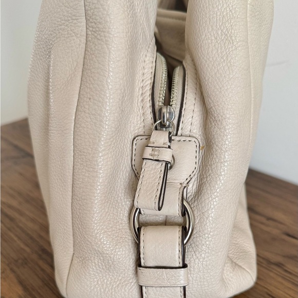 👜 Coach Madison Hobo Bag – Cream Pebbled Leather - Picture 6 of 11